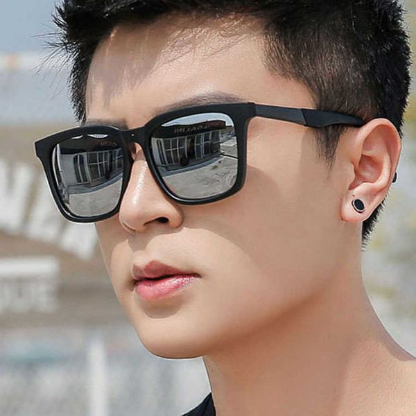 new fashion trend box personality versatile men's korean net red same sunglasses, White;black
new fashion trend box personality versatile men's korean net red same sunglasses, White;black