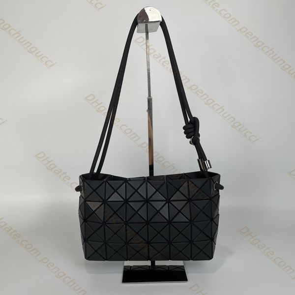 luxury designer cross body fashion shoulder bags plain handbags socialite evening bags voluminous beach bags fresh handbags totes nylon unde
luxury designer cross body fashion shoulder bags plain handbags socialite evening bags voluminous beach bags fresh handbags totes nylon unde