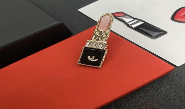 with box eu us designers lipstick brand brooches 55cm fashion diamond inlaid zircon luxury pins sweater accessories female qualit2758078, Gray
with box eu us designers lipstick brand brooches 55cm fashion diamond inlaid zircon luxury pins sweater accessories female qualit2758078, Gray