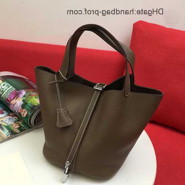 designer bags vegetable basket picotin lock female genuine leather brand fashion quality handbag large capacity bucket
designer bags vegetable basket picotin lock female genuine leather brand fashion quality handbag large capacity bucket
