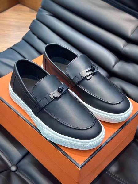 23s luxury designer men casual shoes loafer game slip-on sneaker canvas and calfskin sliver kelly buckle outdoor flat comfort loafers round, Black
23s luxury designer men casual shoes loafer game slip-on sneaker canvas and calfskin sliver kelly buckle outdoor flat comfort loafers round, Black