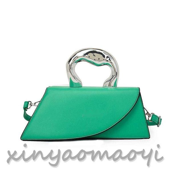 classic fashion patent leather mini handbag, niche designer bag, women's crossbody bag, shoulder bag
classic fashion patent leather mini handbag, niche designer bag, women's crossbody bag, shoulder bag