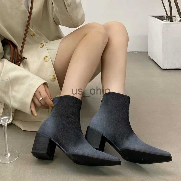 boots pointed toe women ankle boots 2023 new arrivals gradient fashion short botas blue black thick mid heels back zipper sock botas j230811
boots pointed toe women ankle boots 2023 new arrivals gradient fashion short botas blue black thick mid heels back zipper sock botas j230811