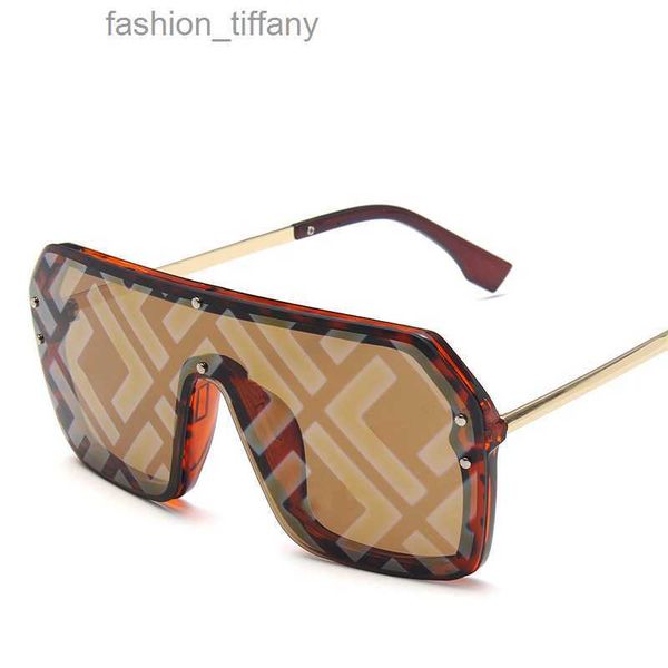 2023 new sunglasses designer sunglasses mens eyeglasses pc lens full frame uv400 sun proof womens glasses luxury printing f oversize adumbra, White;black
2023 new sunglasses designer sunglasses mens eyeglasses pc lens full frame uv400 sun proof womens glasses luxury printing f oversize adumbra, White;black
