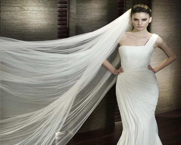 ivory cathedral length bridal veils white champagne wedding veil raw cut custom length wedding veil with metal combs two layer vei4669914, Black
ivory cathedral length bridal veils white champagne wedding veil raw cut custom length wedding veil with metal combs two layer vei4669914, Black