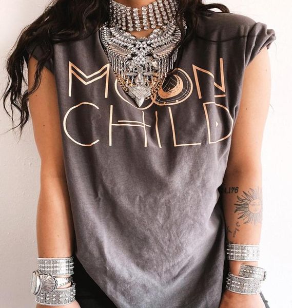 summer side slit loose plus size women t shirt moon child print dropshoulder vintage t shirt female short sleeve 2205235505912732614, White
summer side slit loose plus size women t shirt moon child print dropshoulder vintage t shirt female short sleeve 2205235505912732614, White