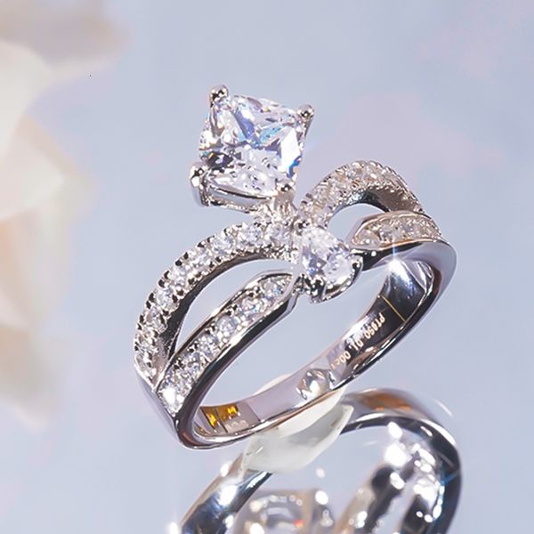 wedding rings s925 sterling silver platinum plated ring 1 carat d color ring for women fine jewelry for engagement wedding gift 230810, Slivery;golden
wedding rings s925 sterling silver platinum plated ring 1 carat d color ring for women fine jewelry for engagement wedding gift 230810, Slivery;golden