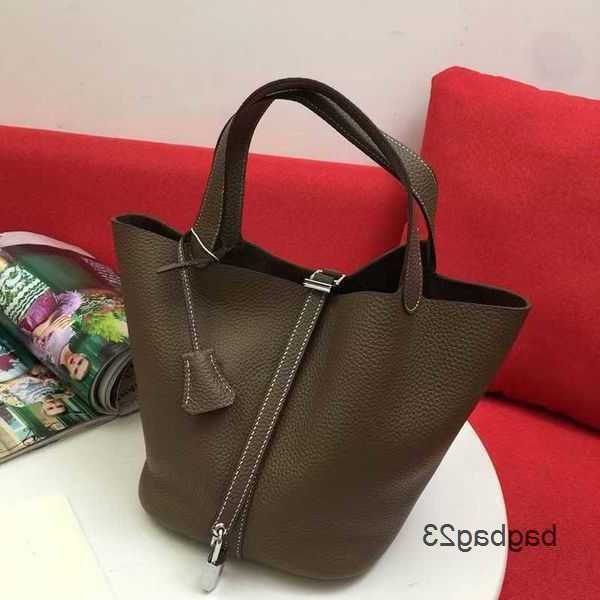 tote 2023 vegetable picotinlock basket designer bag bags fashion picotin totes lock leather brand female high-quality handbag large capacity
tote 2023 vegetable picotinlock basket designer bag bags fashion picotin totes lock leather brand female high-quality handbag large capacity