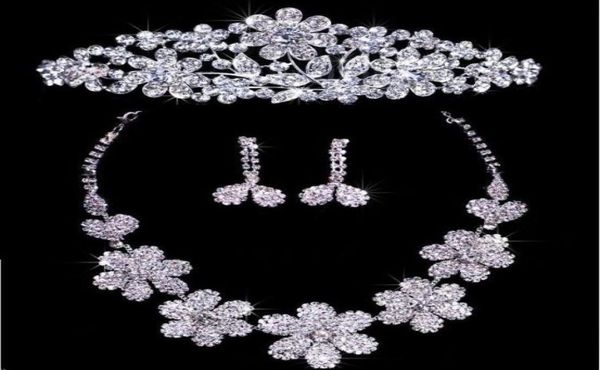twinkling floral crystal necklace earrings set bridal crown tiaras 2498917, Silver
twinkling floral crystal necklace earrings set bridal crown tiaras 2498917, Silver