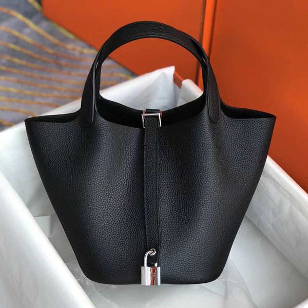 7a real leather new shoulder bags bucket bag women shopping designer handbags cross body with lock picotin handbagshopping tote
7a real leather new shoulder bags bucket bag women shopping designer handbags cross body with lock picotin handbagshopping tote