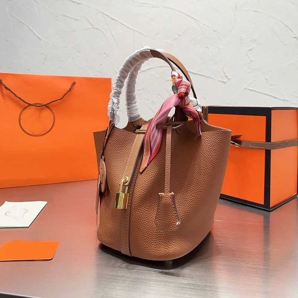 mini bucket bag designer luxury bags women pony basket tote ribbons handbags fashion classic totes quality grain genuine leather large capac
mini bucket bag designer luxury bags women pony basket tote ribbons handbags fashion classic totes quality grain genuine leather large capac