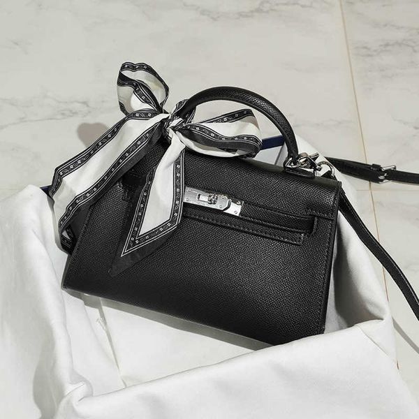 designer bags kelys bag leather mini premium 2023 new spring summer versatile one shoulder crossbody handheld second generation a2ov
designer bags kelys bag leather mini premium 2023 new spring summer versatile one shoulder crossbody handheld second generation a2ov