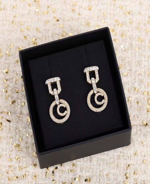 fashion style half round shape with diamond and genuine leather in 18k gold plated for women wedding jewelry gift have box stamp p9799726, Golden
fashion style half round shape with diamond and genuine leather in 18k gold plated for women wedding jewelry gift have box stamp p9799726, Golden