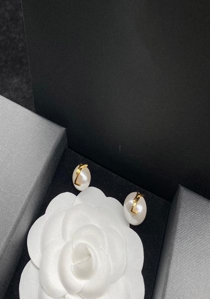 pearl earing designer jewelry luxurys stud earrings for women 925 silver boucle studs letters hoops love earings wedding gifts box6146393, Golden;silver
pearl earing designer jewelry luxurys stud earrings for women 925 silver boucle studs letters hoops love earings wedding gifts box6146393, Golden;silver