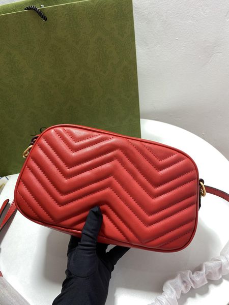 women luxury bags wave pattern designer handbag genuine leather lady handbags crossbody shoulder purse come with original box size 24cm
women luxury bags wave pattern designer handbag genuine leather lady handbags crossbody shoulder purse come with original box size 24cm