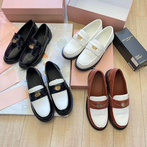 luxury designer lazy shoes genuine leather women's slip on loafers shoe brands comfortable canvas flat fisherman shoes channel zapatos, Black
luxury designer lazy shoes genuine leather women's slip on loafers shoe brands comfortable canvas flat fisherman shoes channel zapatos, Black