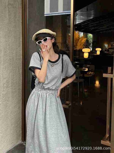 basic & casual dresses designer p family 23 summer new contrast short sleeve round neck dress with elastic waist and large hem inverted tria, Black;gray
basic & casual dresses designer p family 23 summer new contrast short sleeve round neck dress with elastic waist and large hem inverted tria, Black;gray