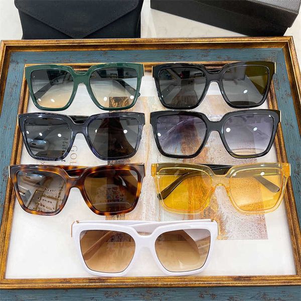 du jia's large square plate women's ins net red same fashion face revealing small sunglasses dg6165, White;black
du jia's large square plate women's ins net red same fashion face revealing small sunglasses dg6165, White;black