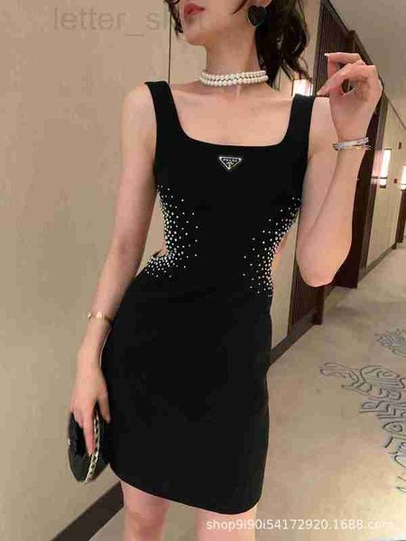 basic & casual dresses designer 23ss new waist hollow out beaded water diamond decorative design classic small square neck tank skirt genero, Black;gray
basic & casual dresses designer 23ss new waist hollow out beaded water diamond decorative design classic small square neck tank skirt genero, Black;gray