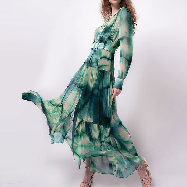 designer dress early autumn new robes designer green print v-neck dress temperament long skirt, Black;gray
designer dress early autumn new robes designer green print v-neck dress temperament long skirt, Black;gray