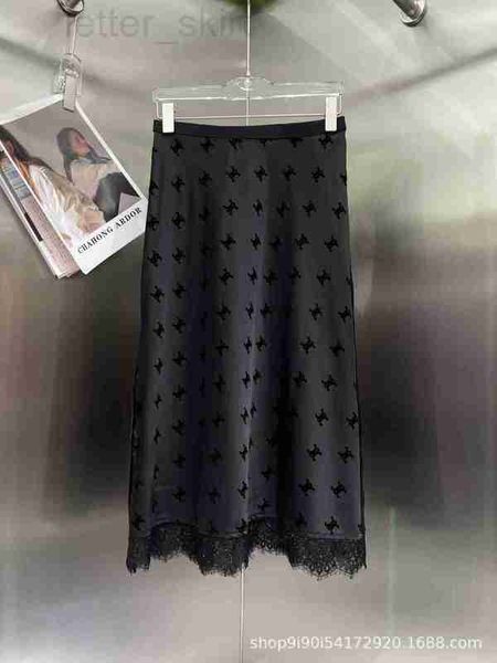 skirts designer 23 summer new all over letter flocked high waist black lace edge half skirt 95tk
skirts designer 23 summer new all over letter flocked high waist black lace edge half skirt 95tk