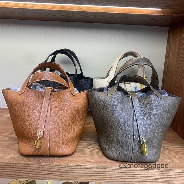 bags picotin lock designer hremes tote bag 2023 wax line basket handmade premium genuine leather bucket large capacity simple handheld women
bags picotin lock designer hremes tote bag 2023 wax line basket handmade premium genuine leather bucket large capacity simple handheld women