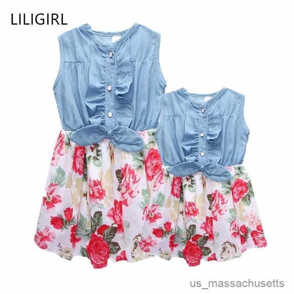 family matching outfits new mother daughter denim kids dresses for girls mommy and me floral dress outfits family look matching clothes r230, Blue
family matching outfits new mother daughter denim kids dresses for girls mommy and me floral dress outfits family look matching clothes r230, Blue