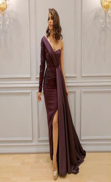 one shoulder dark red prom dresses satin aline formal evening dress applique long sleeve prom gowns split sweep train evenin2428560, Black;red
one shoulder dark red prom dresses satin aline formal evening dress applique long sleeve prom gowns split sweep train evenin2428560, Black;red
