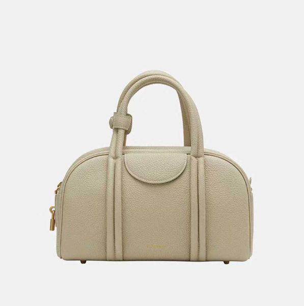 songmont medium and small bowling series boston bag cowhide new designer one shoulder handbag women's bag fashion goes with everything
songmont medium and small bowling series boston bag cowhide new designer one shoulder handbag women's bag fashion goes with everything