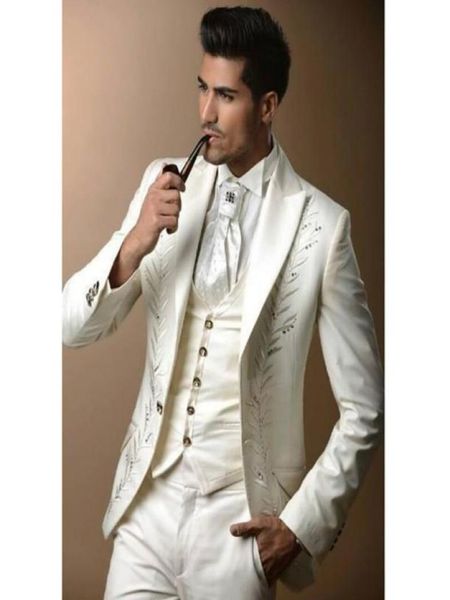 2019 fashion embroidery groomsmen tuxedo jacketpantsvest bespoke ivoty groom wedding men suit set prom mens suits 3pcs2774565, Black;gray
2019 fashion embroidery groomsmen tuxedo jacketpantsvest bespoke ivoty groom wedding men suit set prom mens suits 3pcs2774565, Black;gray