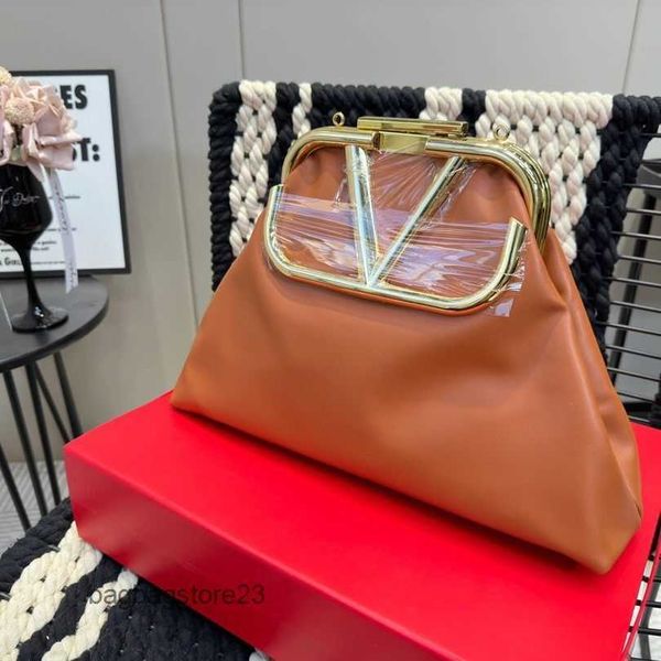 crossbody bags lady designer bag 2023 big v valentiino cloud women's lazy style high end one shoulder star handbag 38.23cm pillow pouch
crossbody bags lady designer bag 2023 big v valentiino cloud women's lazy style high end one shoulder star handbag 38.23cm pillow pouch