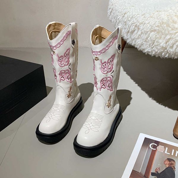2023 autumn/winter new fashion butterfly embroidery sleeve western cowboy boots women's v-neck mid sleeve knight boots 230811, Black 
2023 autumn/winter new fashion butterfly embroidery sleeve western cowboy boots women's v-neck mid sleeve knight boots 230811, Black
