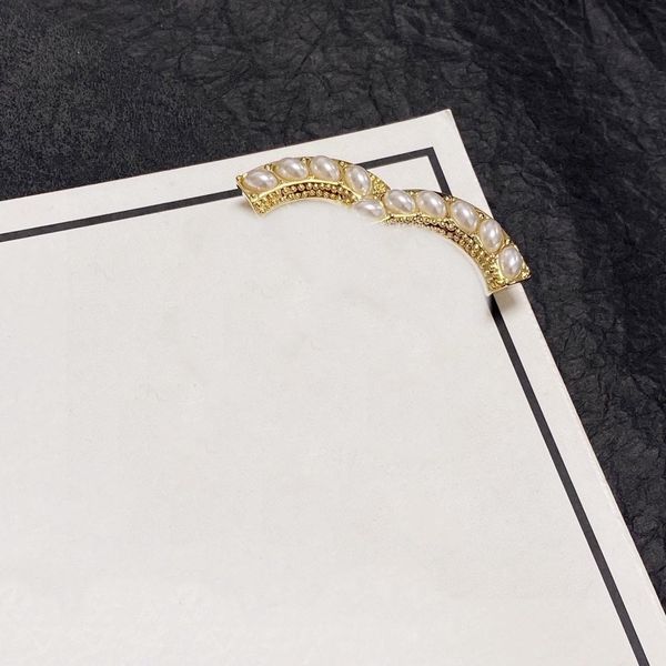 luxury brand designer channel brooch women's gold and silver crystal pearl rhinestone cape buckle brooch set brooch wedding party jewel, Gray
luxury brand designer channel brooch women's gold and silver crystal pearl rhinestone cape buckle brooch set brooch wedding party jewel, Gray