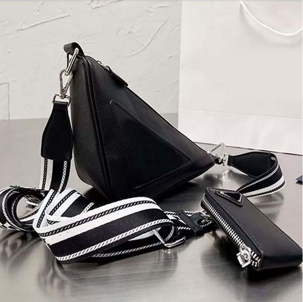 2023 luxurys designer bag triangle bag crossbody bags women clutch handbag purse genuine leather detachable wide shoulder fashion lady handb
2023 luxurys designer bag triangle bag crossbody bags women clutch handbag purse genuine leather detachable wide shoulder fashion lady handb