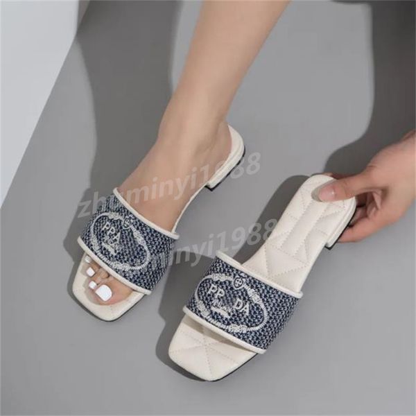 new p designer women leather sole triangle sandal flat slipper fashion summer heel slippers slides flip flops mule ladies daily commuting sa, White;red
new p designer women leather sole triangle sandal flat slipper fashion summer heel slippers slides flip flops mule ladies daily commuting sa, White;red