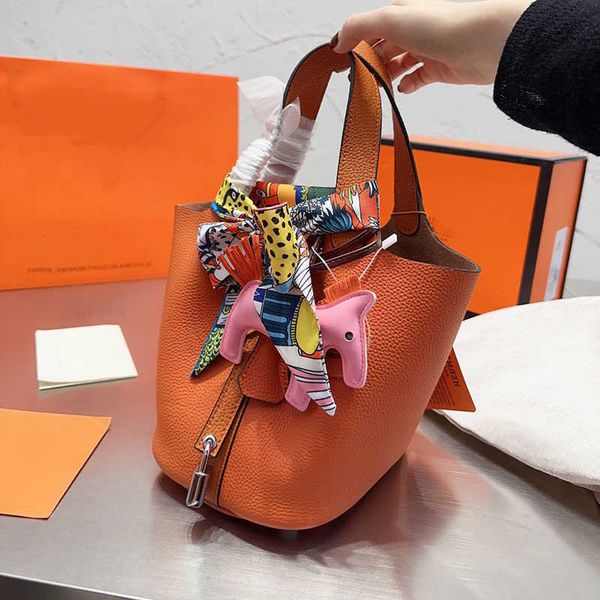 shoulder bags evening basket vegetables handbags tote shopping bag genuine leather palmar stria high-capacity with h letter purse silver loc
shoulder bags evening basket vegetables handbags tote shopping bag genuine leather palmar stria high-capacity with h letter purse silver loc
