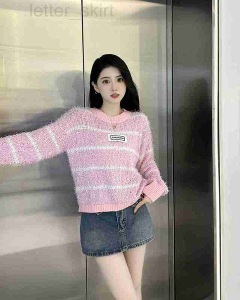women's t-shirt designer mi23 early autumn new girls' style label letter collage stripe contrast shiny pink knitted sweater jmg7, White
women's t-shirt designer mi23 early autumn new girls' style label letter collage stripe contrast shiny pink knitted sweater jmg7, White