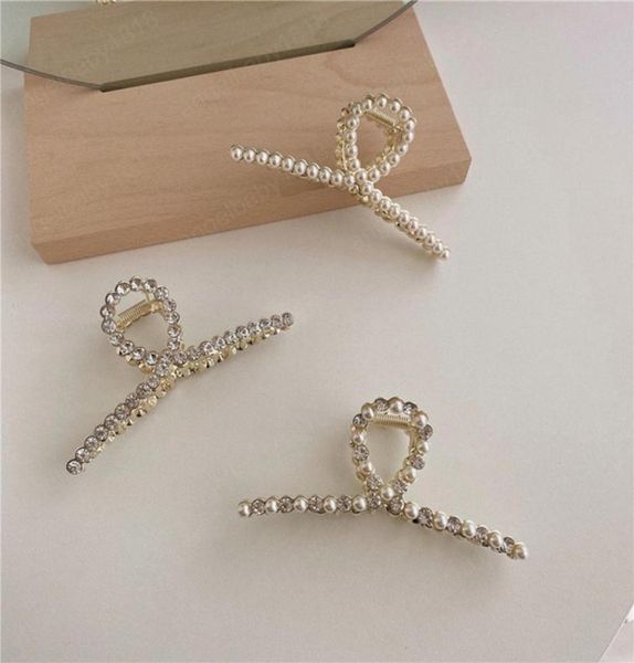 new fashion women hair claws pearl decorative metal hair clip claw hairdressing tool hair accessories2637455, Slivery;white
new fashion women hair claws pearl decorative metal hair clip claw hairdressing tool hair accessories2637455, Slivery;white