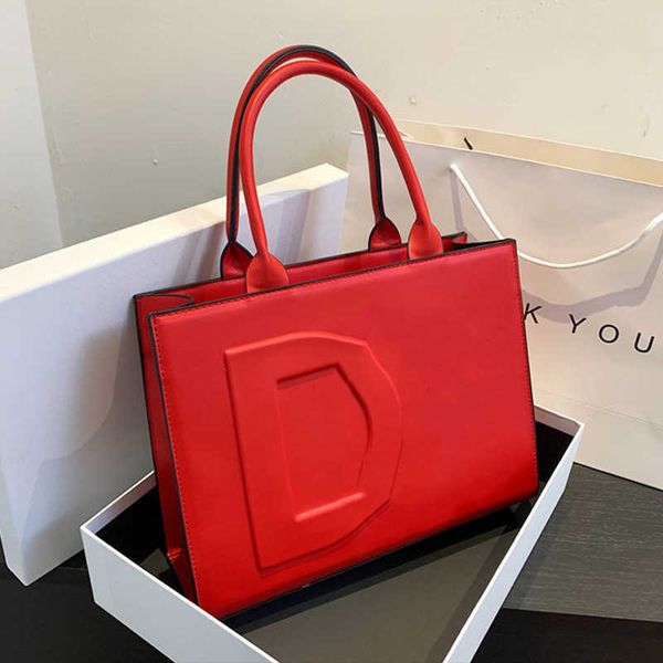 designer high capacity d tote bag black crossbody bags with small wallets fashion shoulder bag women leather travel bag classic luxury femal
designer high capacity d tote bag black crossbody bags with small wallets fashion shoulder bag women leather travel bag classic luxury femal