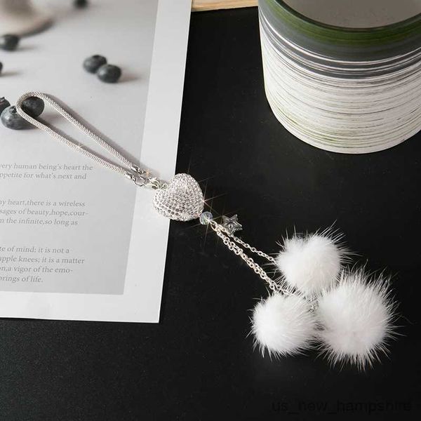 decorations view mirror fashion pendant auto home decor lucky vehicle ornament mini car accessory interior hanging for girls r230811
decorations view mirror fashion pendant auto home decor lucky vehicle ornament mini car accessory interior hanging for girls r230811