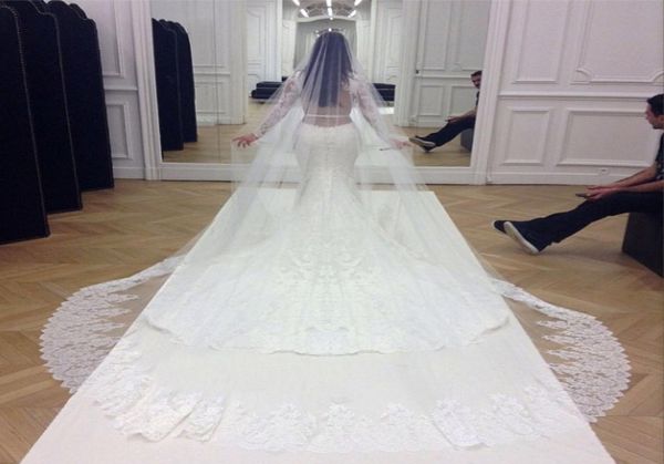 kim kardashian white bridal veils tulle hem lace appliques wedding veil 2021 new arrival 3 meter at least4655253, Black
kim kardashian white bridal veils tulle hem lace appliques wedding veil 2021 new arrival 3 meter at least4655253, Black