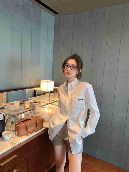 women's blouses & shirts designer mi23 early autumn new boyfriend style jacquard letter decal loose relaxed long versatile shirt looi, White
women's blouses & shirts designer mi23 early autumn new boyfriend style jacquard letter decal loose relaxed long versatile shirt looi, White