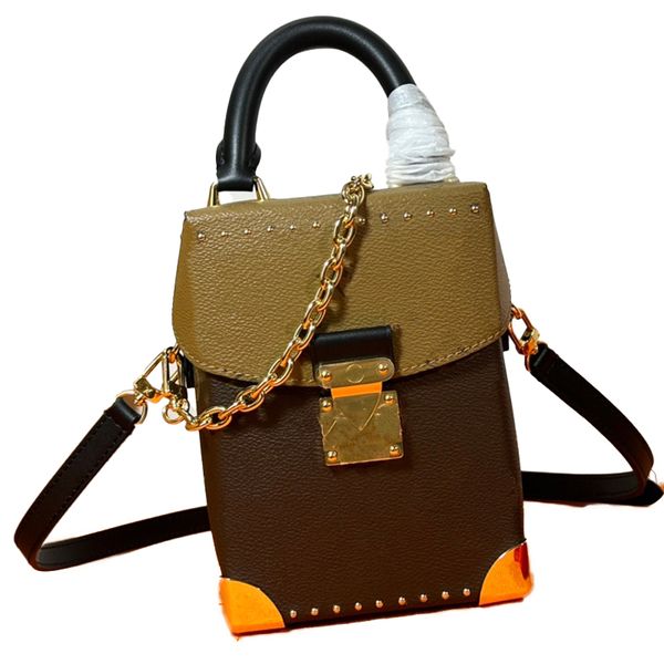 7a shoulder bag camera organizer box handbag two color lock buckle trunk chain handbag mirror quality fashion flap 12.5x17.6x6.0cm 82465 wit
7a shoulder bag camera organizer box handbag two color lock buckle trunk chain handbag mirror quality fashion flap 12.5x17.6x6.0cm 82465 wit