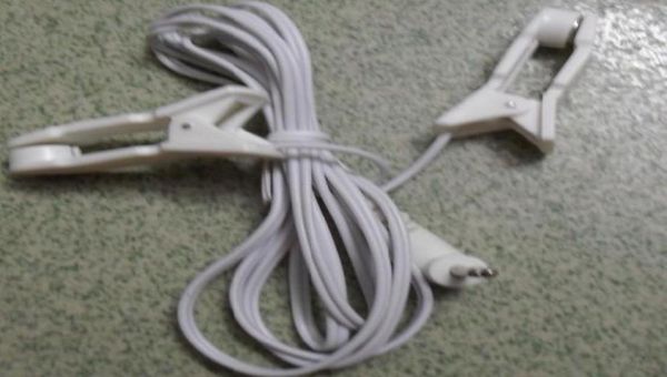 20pcslot electronic medical ear clip lead wirecableline for therapy tensems unit massage machine dc25mm amp12m shipp6313096
20pcslot electronic medical ear clip lead wirecableline for therapy tensems unit massage machine dc25mm amp12m shipp6313096