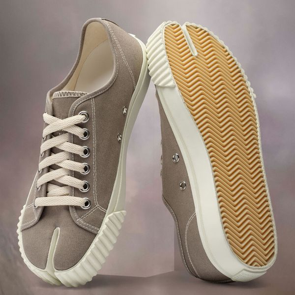 maisons margiela tabi low sneakers casual shoe canvas kid luxury designer run fashion mens woman white flat trainer shoes basketball jog wal
maisons margiela tabi low sneakers casual shoe canvas kid luxury designer run fashion mens woman white flat trainer shoes basketball jog wal
