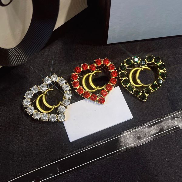 luxury brand designer double letter pins brooches women heart inlay crysatl rhinestone cape buckle brooch suit pin wedding party jewerlry ac, Gray
luxury brand designer double letter pins brooches women heart inlay crysatl rhinestone cape buckle brooch suit pin wedding party jewerlry ac, Gray