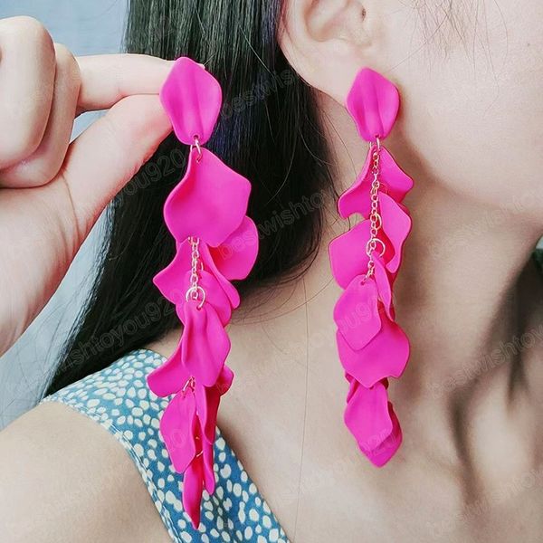 long acrylic rose petal earrings dangle exaggerated flower earrings drop statement floral tassel earrings for women and girls, Silver
long acrylic rose petal earrings dangle exaggerated flower earrings drop statement floral tassel earrings for women and girls, Silver