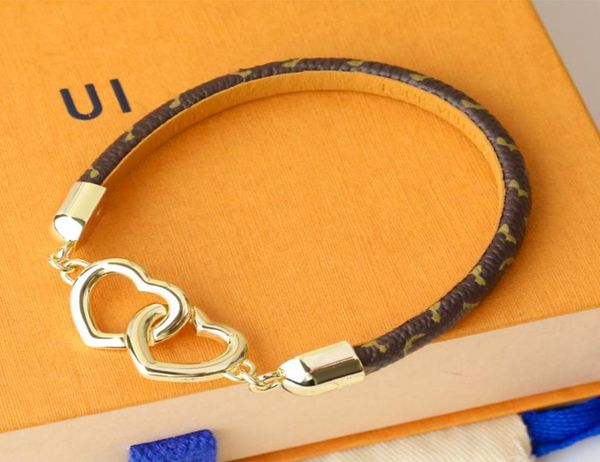 bracelets luxurys designers women charm bracelet lettering love design fashion jewelry material leather studded with bracelets bou6907451, Golden;silver
bracelets luxurys designers women charm bracelet lettering love design fashion jewelry material leather studded with bracelets bou6907451, Golden;silver