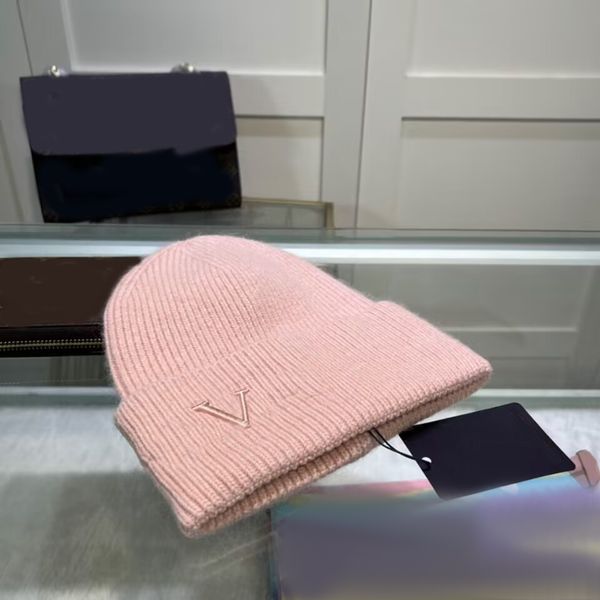 knitted designer hat womens bonnet skull cap beanie winter fall sport ski cappelli thicken casual simple head warm designer beanie red pink, Blue;gray 
knitted designer hat womens bonnet skull cap beanie winter fall sport ski cappelli thicken casual simple head warm designer beanie red pink, Blue;gray