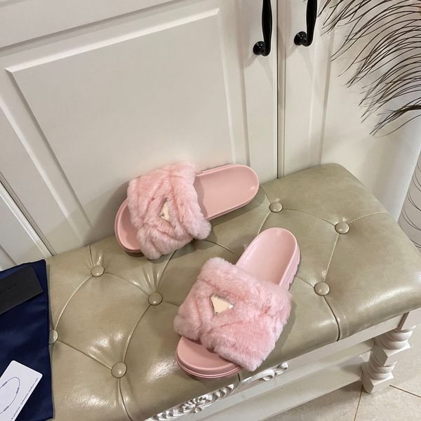 shearling slides label friction stick sandals for autumn and winter istamped open toe luxury designer for women holiday flats sandal factory, Black
shearling slides label friction stick sandals for autumn and winter istamped open toe luxury designer for women holiday flats sandal factory, Black
